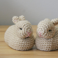 Amigurumi Twin Bunny Loaves 香箱座りの双子うさぎのあみぐるみ
